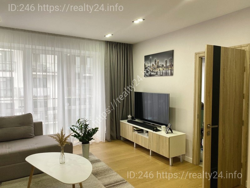 Продається 3-х кімнатна квартира з дизайнерським ремонтом 87м2 у Львові ID: 2655