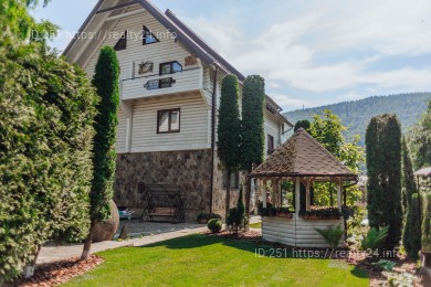 Затишний Готель «Велика Ведмедиця»
          – Яремче