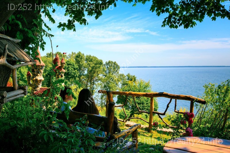 Курортный отель Ресторан Family's Star. Park Hotel  затишне місце для сімейного відпочинку ID: 2717