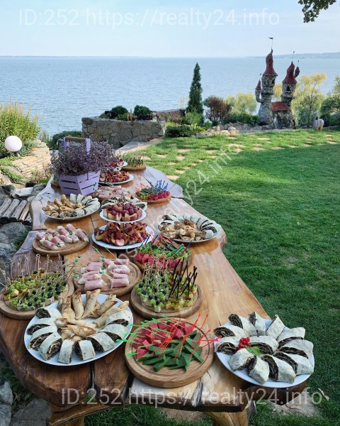 Курортный отель Ресторан Family's Star. Park Hotel  затишне місце для сімейного відпочинку ID: 2721