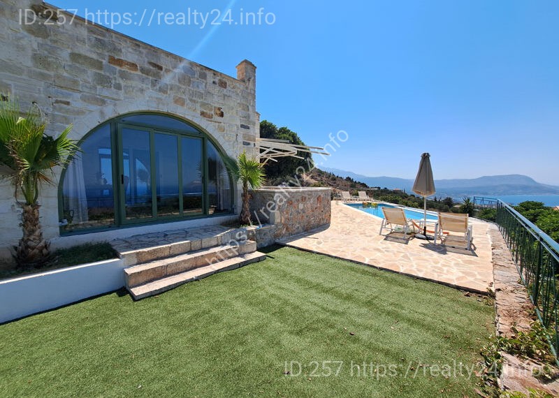 Чудова Кам'яна вілла з панорамним видом на море на острові Крит ID: 2847