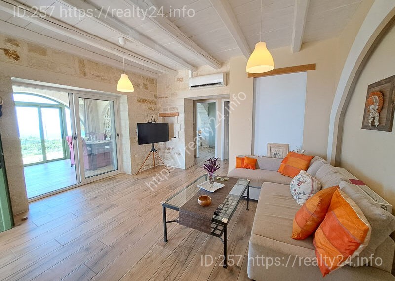 Чудова Кам'яна вілла з панорамним видом на море на острові Крит ID: 2853