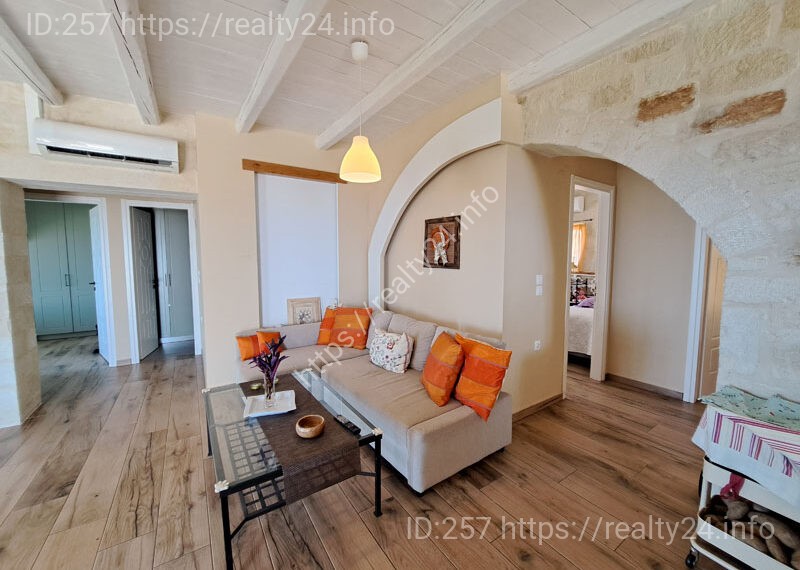 Чудова Кам'яна вілла з панорамним видом на море на острові Крит ID: 2855