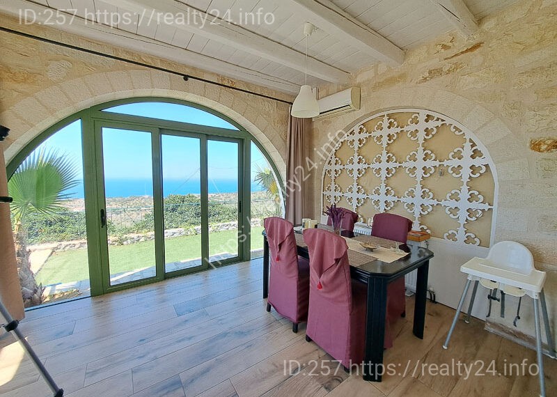 Чудова Кам'яна вілла з панорамним видом на море на острові Крит ID: 2861