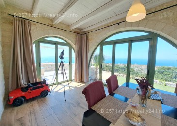 Чудова Кам'яна вілла з панорамним видом на море на острові Крит ID: 2863