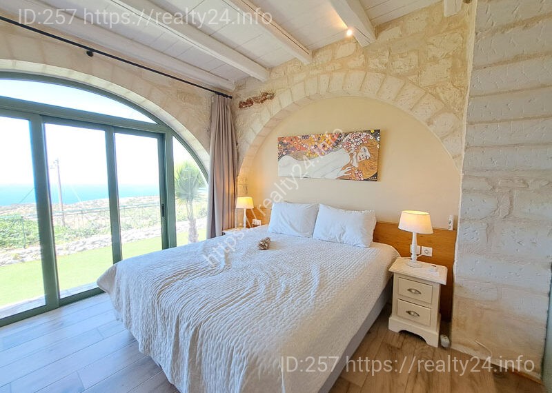 Чудова Кам'яна вілла з панорамним видом на море на острові Крит ID: 2865