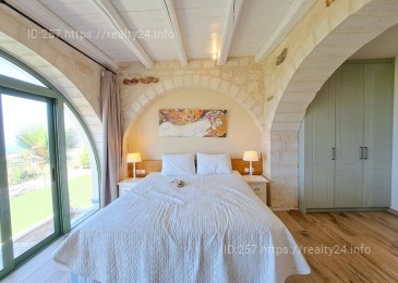 Чудова Кам'яна вілла з панорамним видом на море на острові Крит ID: 2867