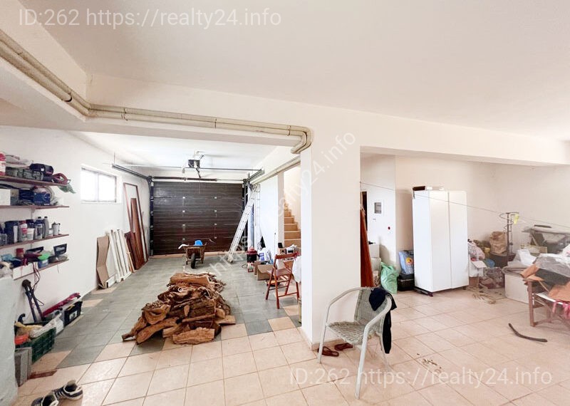 Продається будинок з 4 спальнями і басейном в передмісті Ханья Крит Греція ID: 2954