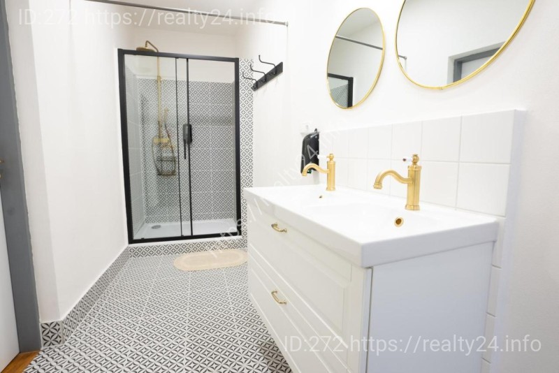 White Wolf House Хостел &amp; Апартаменти ID: 3152