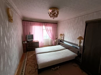 I will sell a 3-room apartment without commission in Borshchagivka ID: 3453