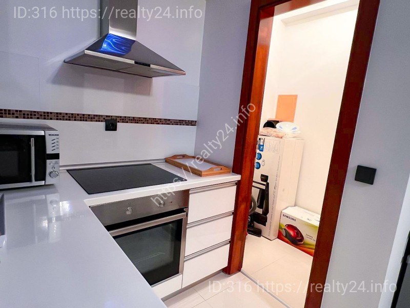 Продається простора 3-кімнатна квартира в самому центрі Лозниці ID: 3868