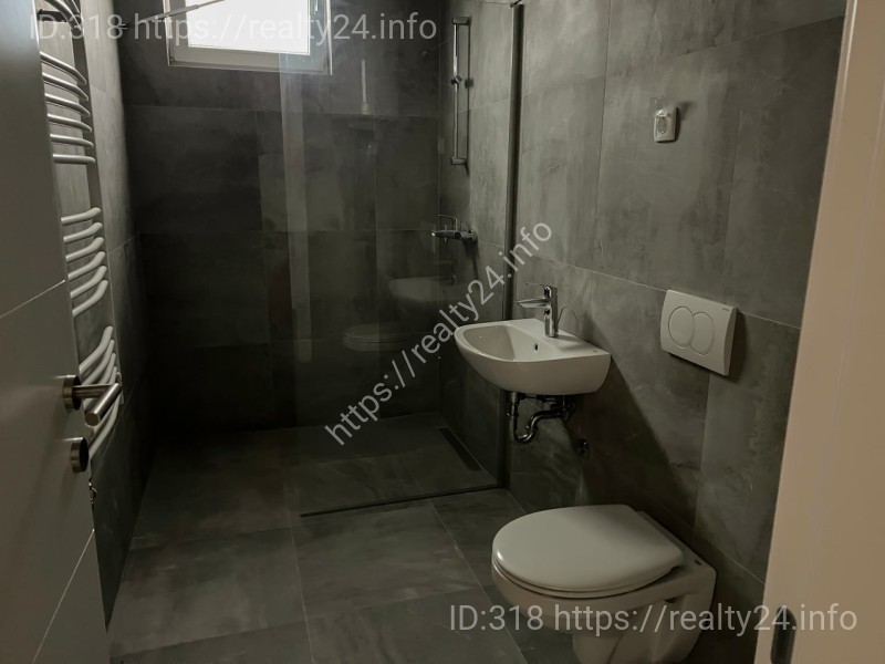 Продается просторный дуплекс с террасами в Нови Саде, хорошая локация ID: 3942