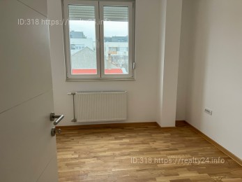 Продается просторный дуплекс с террасами в Нови Саде, хорошая локация ID: 3948