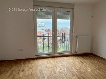 Продается просторный дуплекс с террасами в Нови Саде, хорошая локация ID: 3956