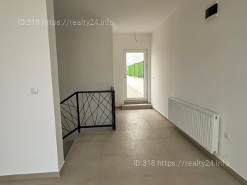 Продается просторный дуплекс с террасами в Нови Саде, хорошая локация ID: 3964