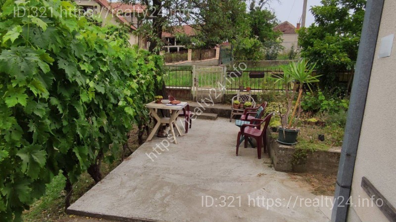 Продається легалізований, затишний будинок 88м2 на ділянці 6 соток з хоз.объектом ID: 4102