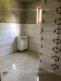 Продається великий просторий будинок, для життя та здачі в оренду ID: 4132