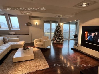 Продається унікальна дворівнева квартира у центрі міста Суботиця, Сербія
          – Суботиця