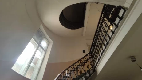 Австрійська 4-кімнатна квартира в центрі Львова &mdash; вул. Щепкіна, 96 м&sup2;, пам'ятка архітектури ID: 6785