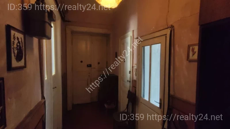 Австрійська 4-кімнатна квартира в центрі Львова &mdash; вул. Щепкіна, 96 м&sup2;, пам'ятка архітектури ID: 6795