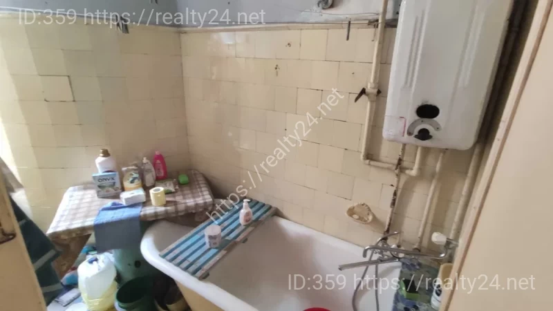 Австрійська 4-кімнатна квартира в центрі Львова &mdash; вул. Щепкіна, 96 м&sup2;, пам'ятка архітектури ID: 6799