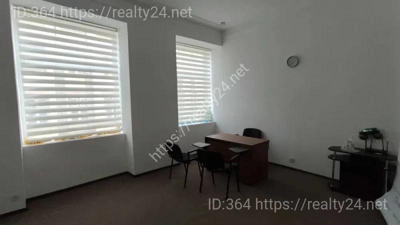 Оренда Офісу 49 м2 у серці Львова, вул. Сербська, поруч із площею Ринок ID: 10215