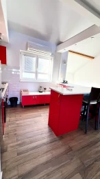 Bright and functional duplex apartment for sale in Pančevo, in an excellent location near the extended city center. ID: 19499