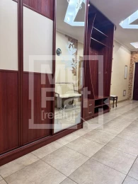 Rent a spacious 3-room apartment 145m2 in Pechersk ID: 19617