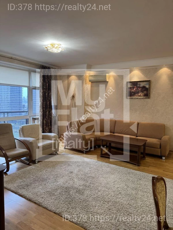 Rent a spacious 3-room apartment 145m2 in Pechersk ID: 19645