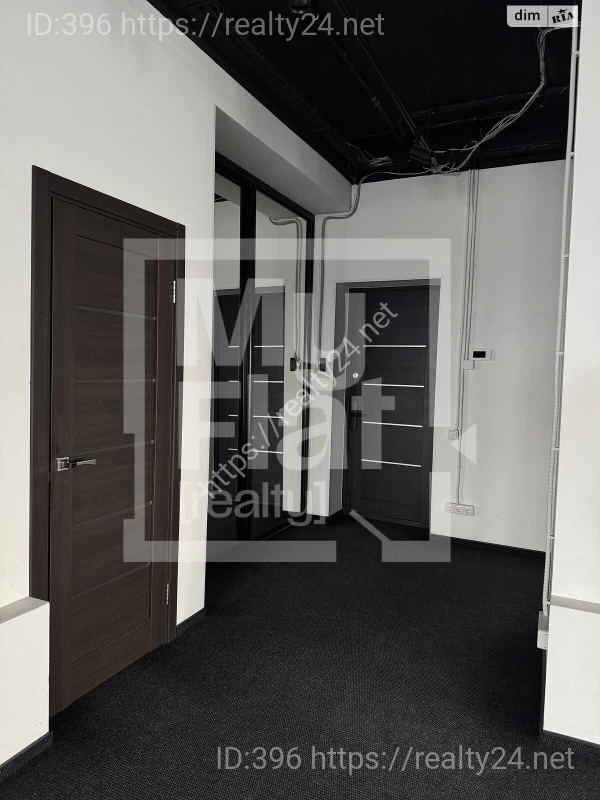 Современный офис с панорамными окнами и loft- стилем  230м2 -  пространство с генератором и паркингом ID: 19705
