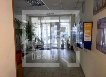 Elite 60 m2 Apartment on Artema 52A  -  Renovated, Premium Appliances, Parking ID: 19741