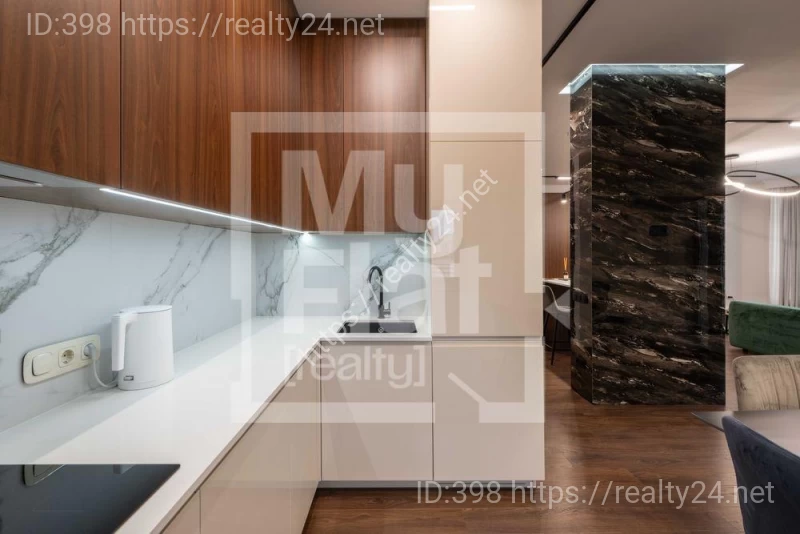 Premium 4- Room 160 m2 Apartment in Pechersky  -  Designer Finish, Fully Furnished ID: 19745