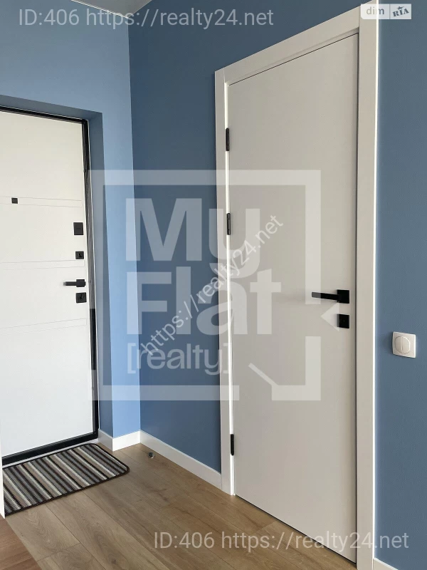 31 m2 Studio in Pushcha- Vodytsia  -  Designer Renovation, Forest  Lakes Nearby ID: 19805