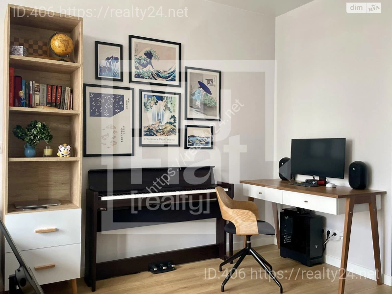 31 m2 Studio in Pushcha- Vodytsia  -  Designer Renovation, Forest  Lakes Nearby ID: 19811