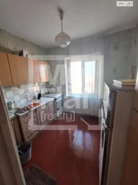 Квартира 50.6 м2 на Виноградарі, вул. Западинська  -  утеплена панель, під ремонт ID: 19861