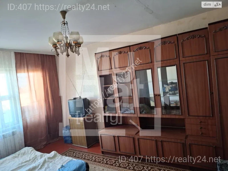 Квартира 50.6 м2 на Виноградарі, вул. Западинська  -  утеплена панель, під ремонт ID: 19873