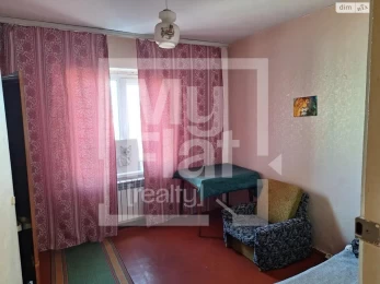 Квартира 50.6 м2 на Виноградарі, вул. Западинська  -  утеплена панель, під ремонт ID: 19875