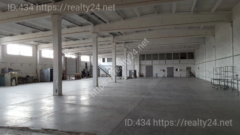 Виробнича будівля у відмінному стані ID: 20033