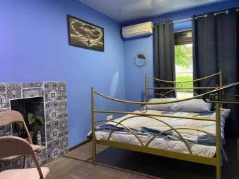 Apart room hotel-type hostel
          – Kyiv