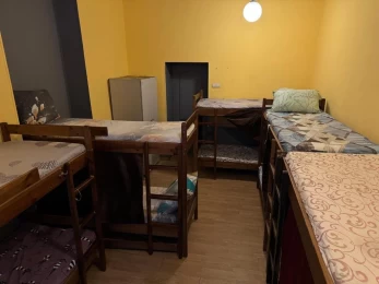 Ararat Saksahanskoho 131 Hostel
          – Kyiv