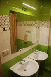 Green Apple Hostel ID: 27376