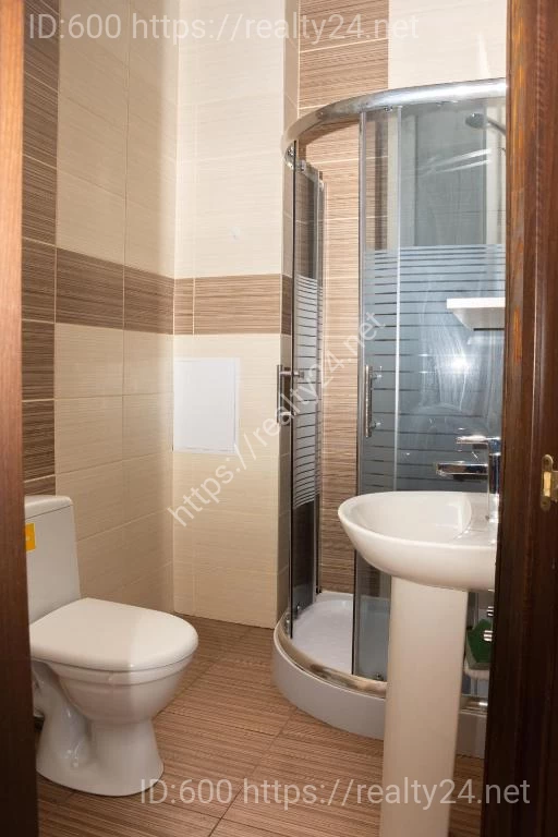 Monada Готель та Хостел ID: 28808