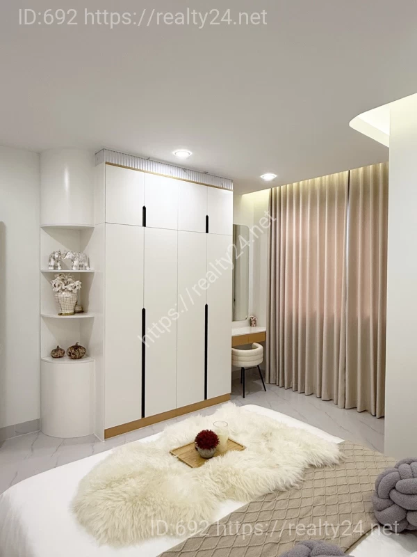 Квартира 2 спальни 87м2 в Kingston Royale роскошный кондоминиум в центре Пномпеня Камбоджа ID: 28864